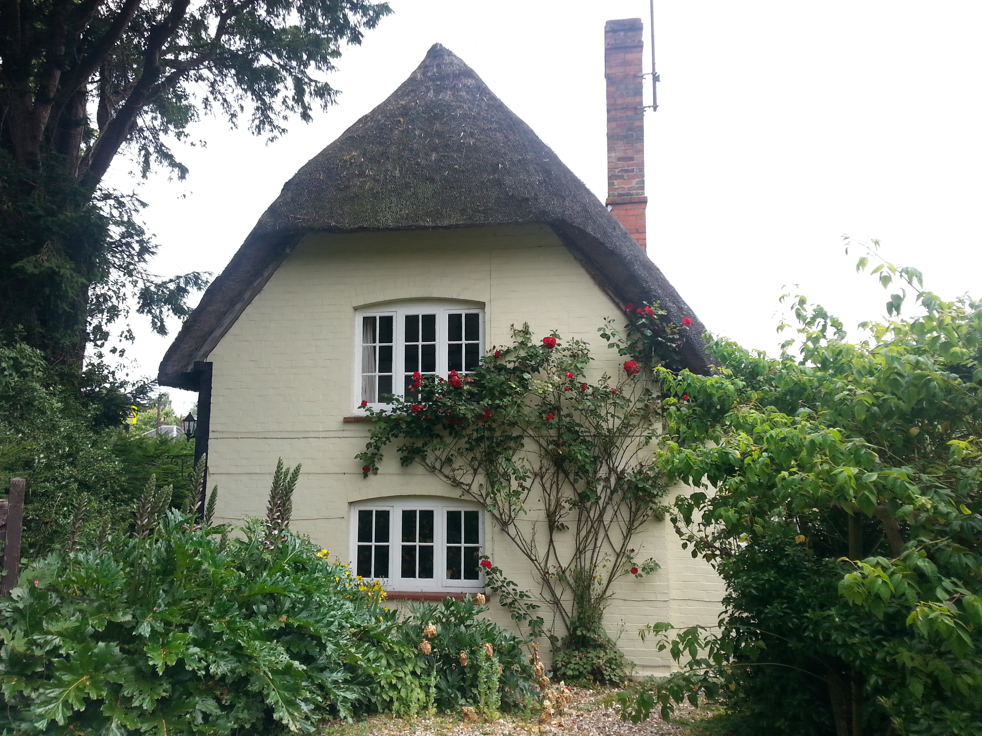 2 ROOKERY COTTAGES HURSTBOURNE TARRANT ANDOVER SP11 0AD